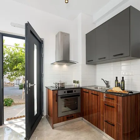 Akti Homes Holiday home *